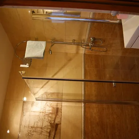 Amadea Bed & Breakfast 3*