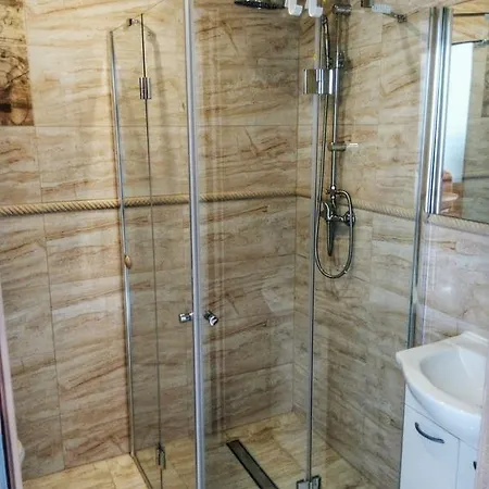 Nocleg ze śniadaniem Amadea