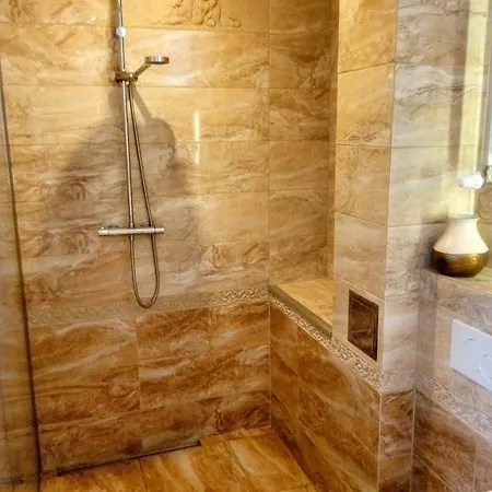 Nocleg ze śniadaniem Amadea